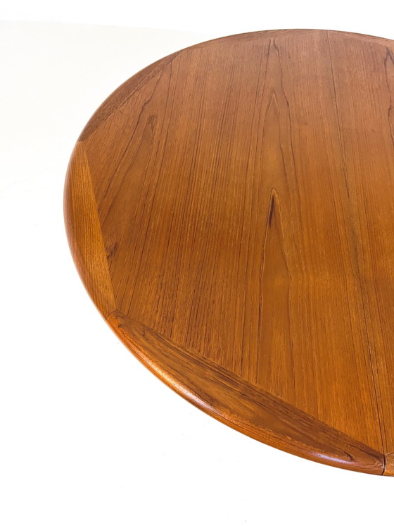 Image 1 of Extendable Danish Dining Table Dyrlund '70