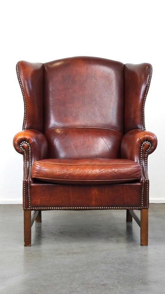 Image 1 of Grand fauteuil à oreilles en cuir de mouton