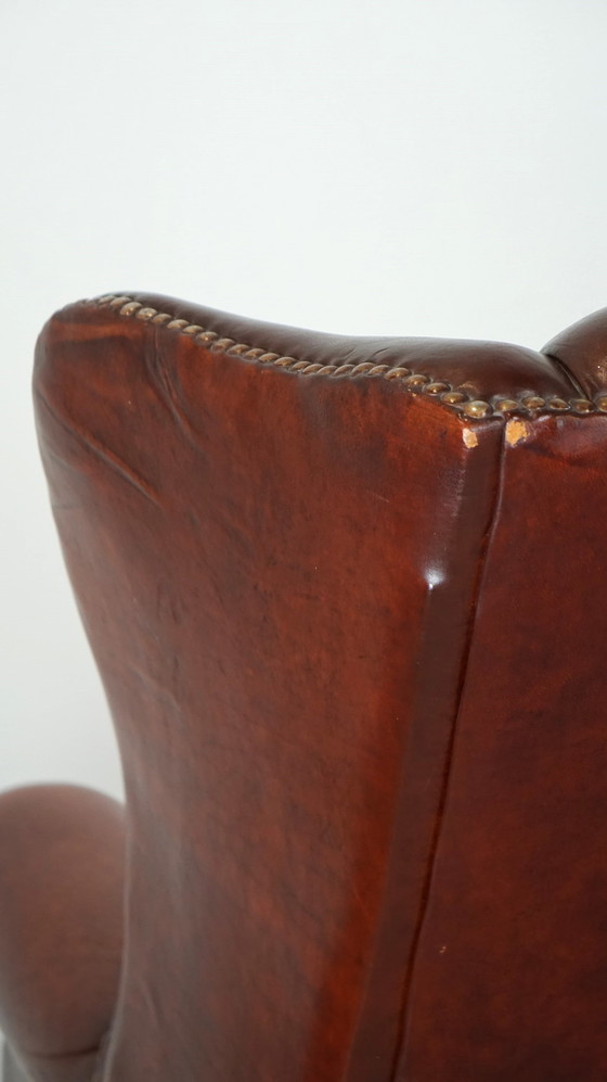 Image 1 of Grand fauteuil à oreilles en cuir de mouton