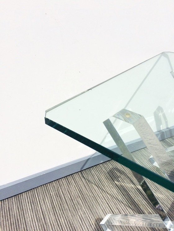 Image 1 of Tavolino basso in plexiglass e vetro. Vintage anni &#39;80