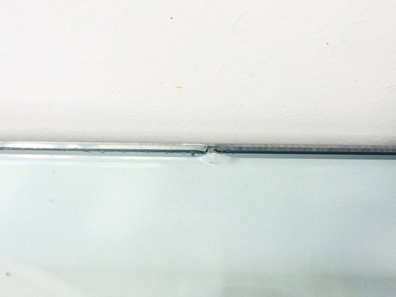 Image 1 of Tavolino basso in plexiglass e vetro. Vintage anni &#39;80