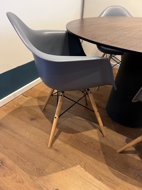 Image 1 of Moooi Classic Container Table Walnut with chairde