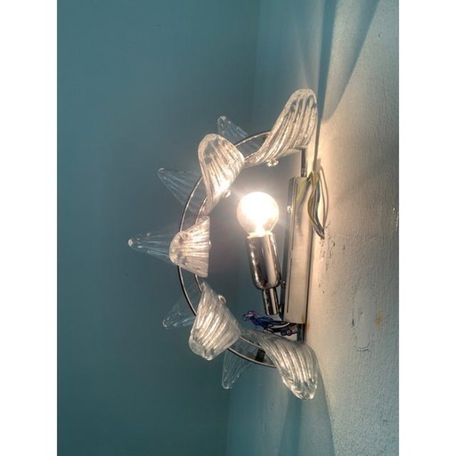 Contemporary Italian Palmetta Wall Sconce With Chromed Belt In Murano Glass