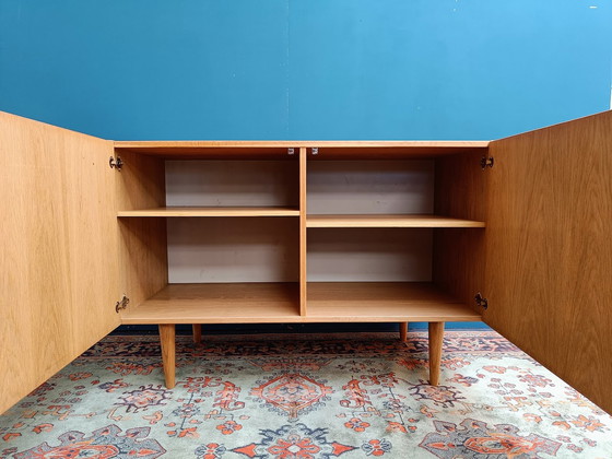 Image 1 of Armoire vintage en chêne