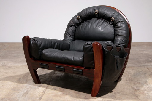 Luciano Frigerio "Rancero" leather lounge chair - 1970s Italian design