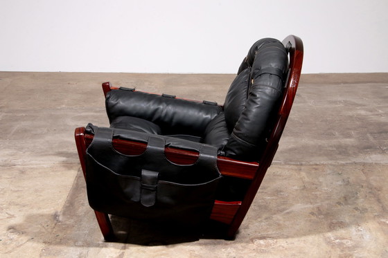 Image 1 of Chaise de salon en cuir "Rancero" de Luciano Frigerio - design italien des années 1970