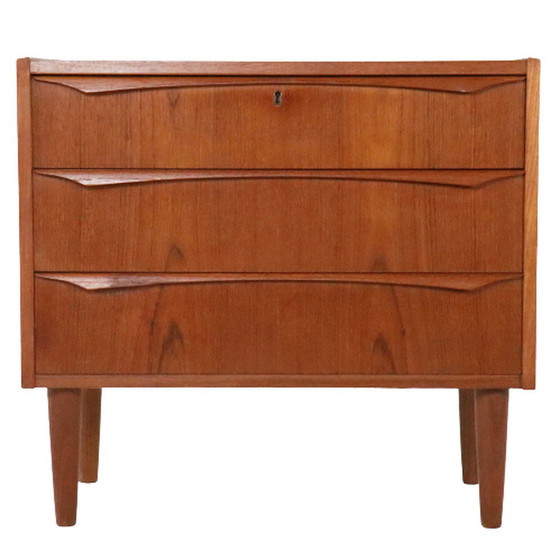Image 1 of Vintage Danish chest of drawers Lutzow