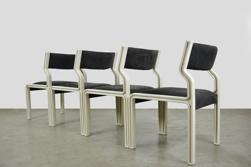 Pastoe / Plastic Dining Table Chairs (4) / Pierre Mennen / 70S Netherlands