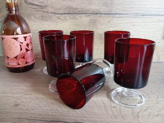 Image 1 of 6 Verres Cavalier 70'S Couleur Rubis, Modèle Suède De Luminarc, France