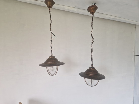 Image 1 of Un par de lámparas de jaula marítimas antiguas y masivas