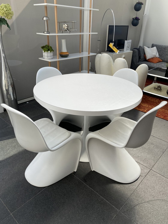 Image 1 of 4 pcs panton design chairs