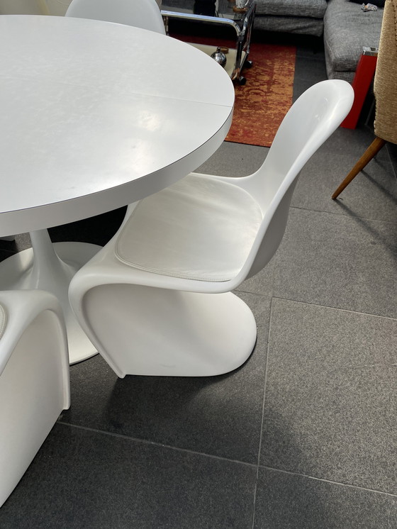 Image 1 of 4 pcs panton design chairs