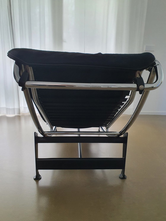 Image 1 of LC4 Chaise Longue van Le Corbusier