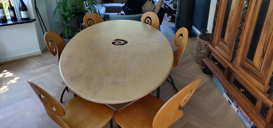 Image 1 of Design dining table Maroeska Metz with 6 violin chairs