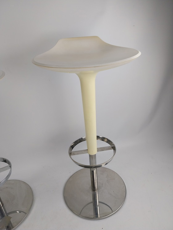 Image 1 of 3 Arper height-adjustable white stools 