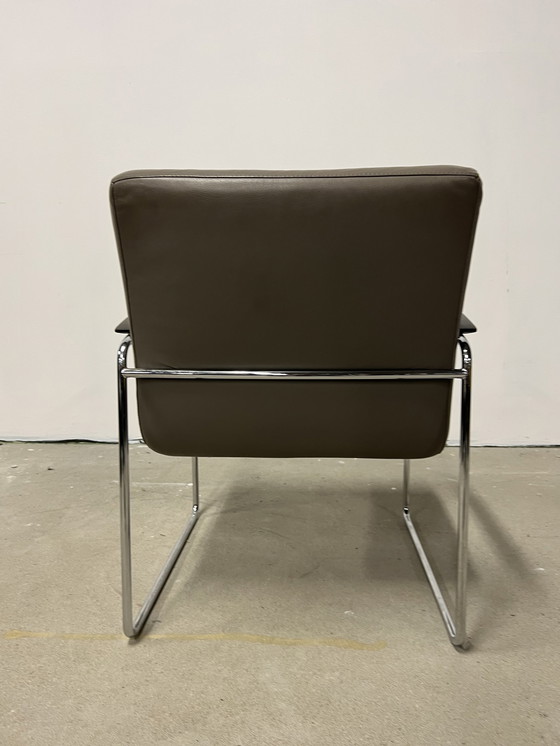 Image 1 of Fauteuil Leolux Talassa cuir gris