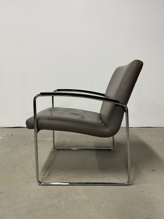 Image 1 of Fauteuil Leolux Talassa cuir gris