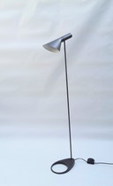 Arne Jacobsen Louis Poulsen Lampadaire Visor