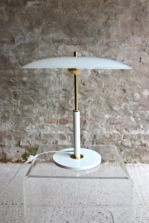 Soloist table lamp