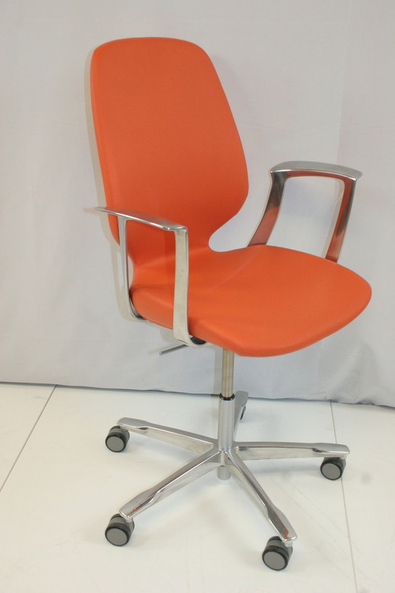 Image 1 of Kinnarps Monroe office chair