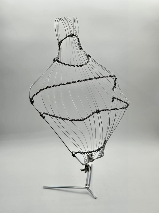 Image 1 of Window Wire Mannequin/Buste (Female) From The 50s On Tripod