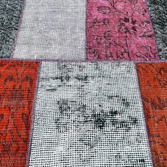 Image 1 of Tapis turc vintage en patchwork