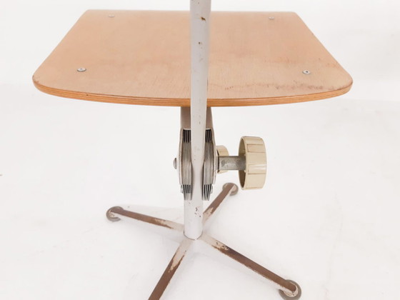 Image 1 of 2x Ahrend de Cirkel drafting stools