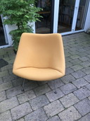 Poltrona Artifort Modello Oyster Design P Paulin