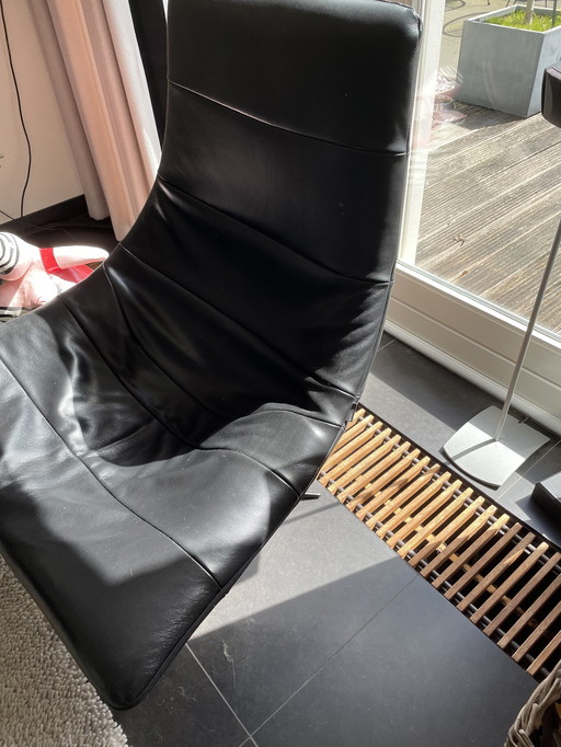 Bodilson - Lounge Armchair - Black Leather