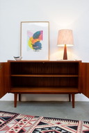 Cassettiera vintage in teak, credenza di metà secolo