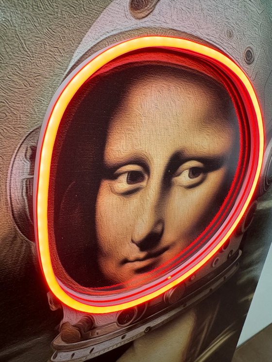 Image 1 of LedMansion Gioconda Astronaut Red PopArt Wall Art Led Lamp