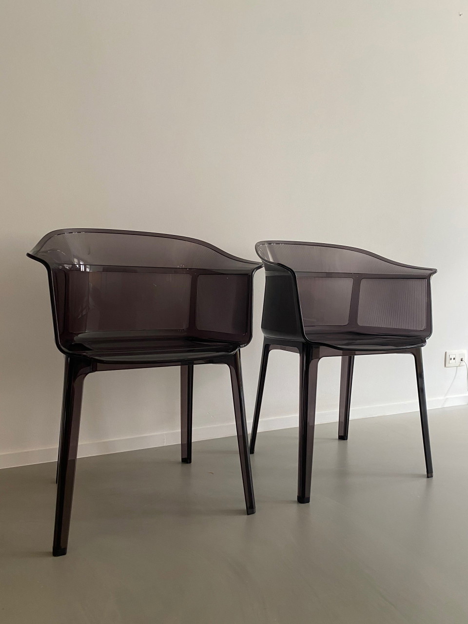 Juego de 2 sillas Kartell