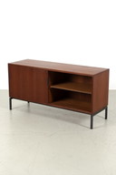 Elegante piccola credenza vintage 69521