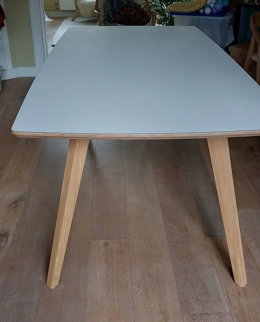 Mobitec Mood Dining Table