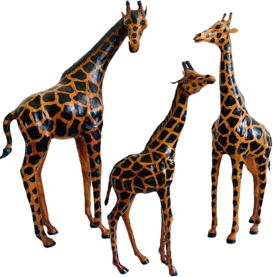 Image 1 of Ensemble girafes en cuir peint à la main Mid Century XL 1970