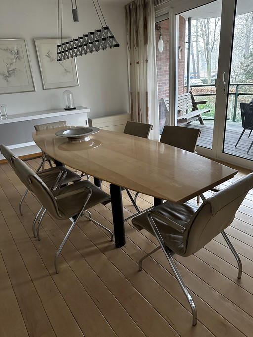 Nuvola Maple Dining Table