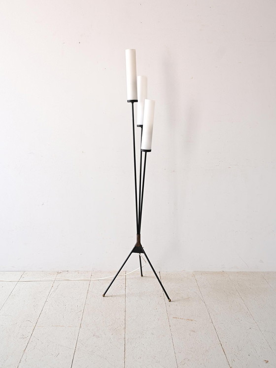 Image 1 of Lampada da terra vintage con tre luci in metallo nero