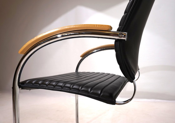 Image 1 of Chaise de salle à manger Thonet S74 en cuir par Josef Gorica, 1990