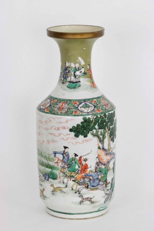 Chinese rouleau vase