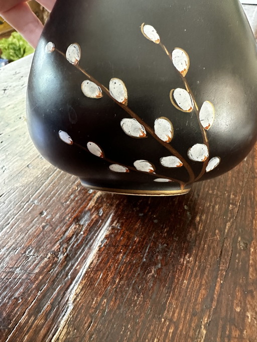 Flora Gouda Spring Black Vase With Kittens