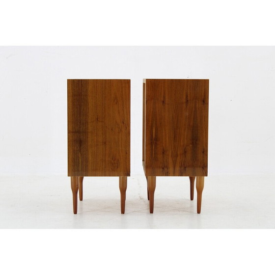 Image 1 of Pair of vintage bedside tables in walnut finish, Italy 1950