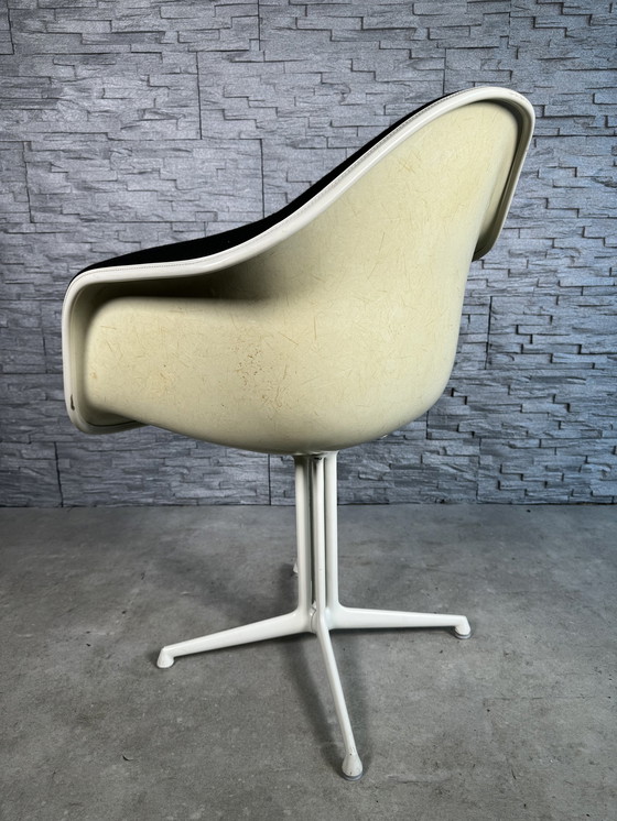 Image 1 of Vitra La Fonda Fiberglass Armchair Eames