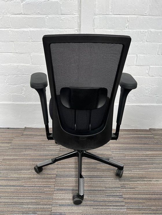 Image 1 of Hag Futu 1100 In Balance Ergonomic office chair