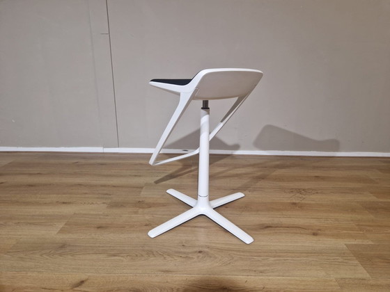 Image 1 of Interstuhl Kinetic Barstool Black White Adjustable Design Phoenix