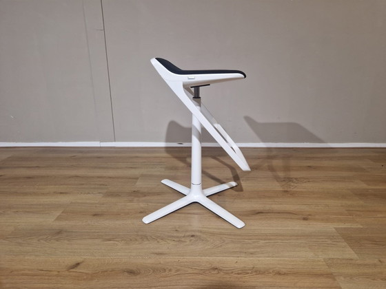 Image 1 of Interstuhl Kinetic Barstool Black White Adjustable Design Phoenix