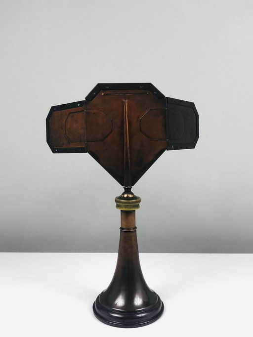 Shaving mirror, United Kingdom, 1920