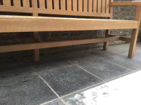 Image 1 of Solid oak garden bench/bench