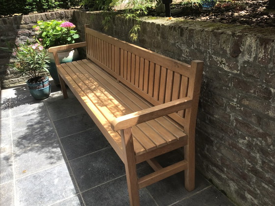 Image 1 of Solid oak garden bench/bench