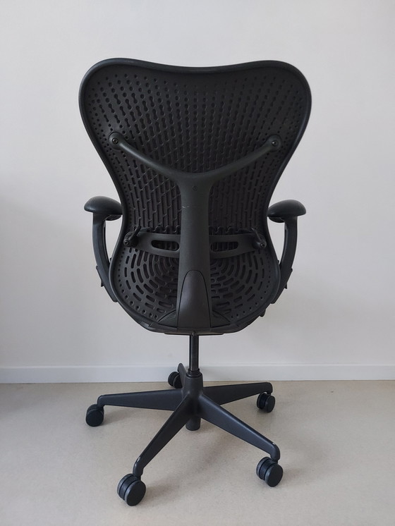 Image 1 of Chaise de bureau Herman Miller Mirra