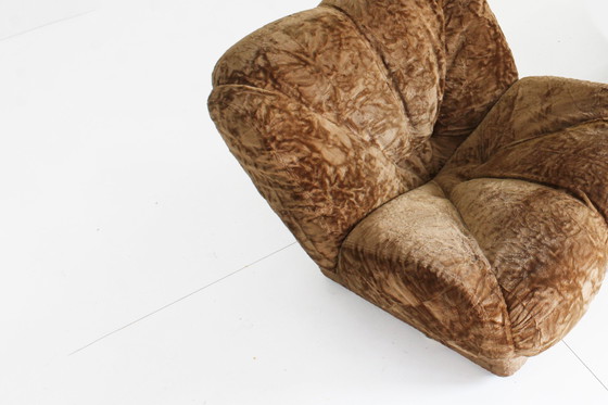 Image 1 of Vintage Italian Armchair 1970s Velvet